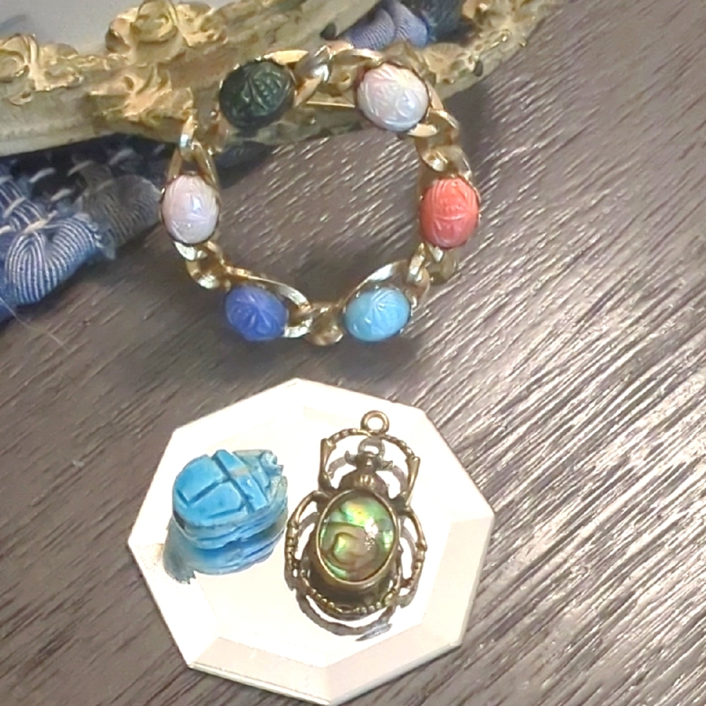 “Updating Listing” Read All "Scarab brooch,pendant, And Bracelets", set - Picture 1 of 4